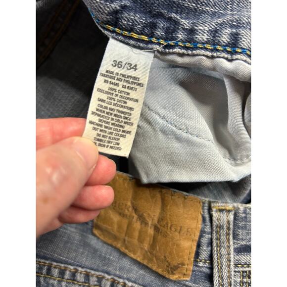 American Eagle Relaxed Fit Jeans 36x34 – Well Loved Vintage Wash - Picture 6 of 8